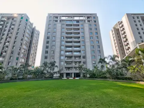 Madhav Platina residential real estate project thumbnail